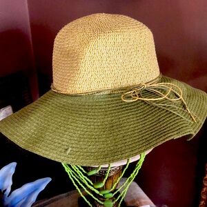 Canadian 1918 summer hat, 100% paper